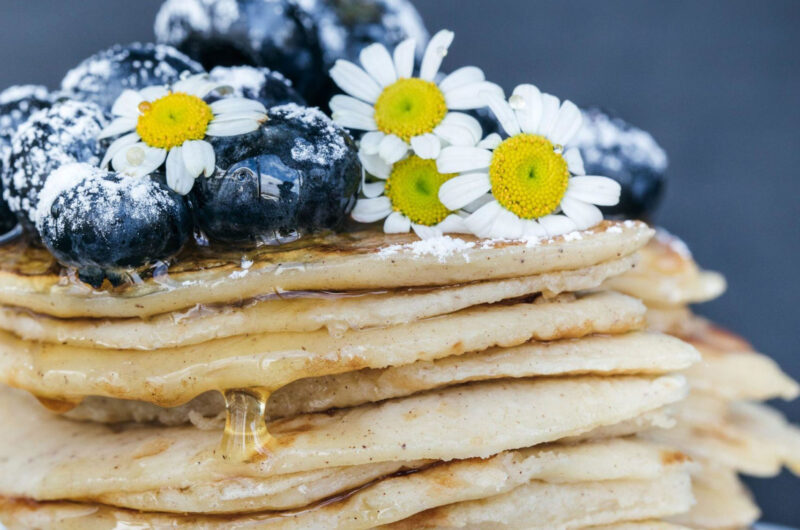 Blueberry Buttermilk Pancakes Heather Barnes F2dR5APlxX4 Unsplash Scaled 1 800x530